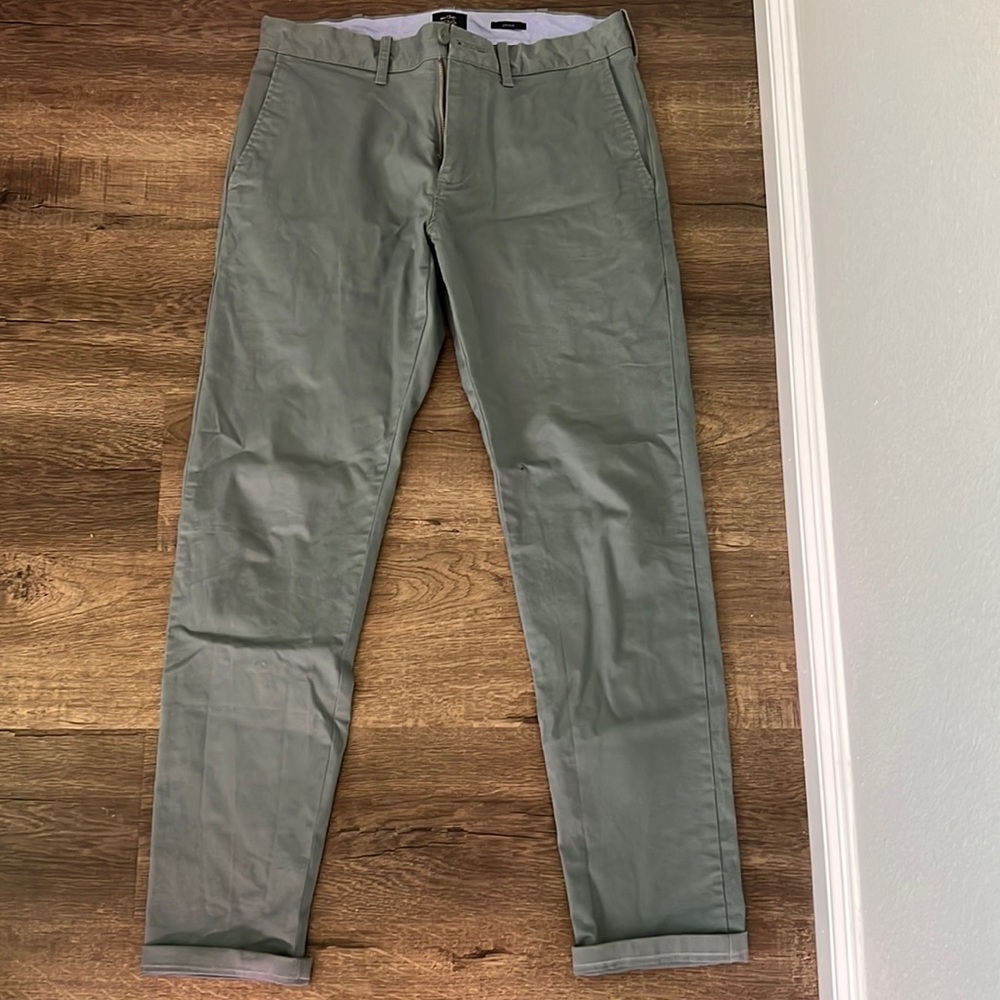 J crew flex chino driggs